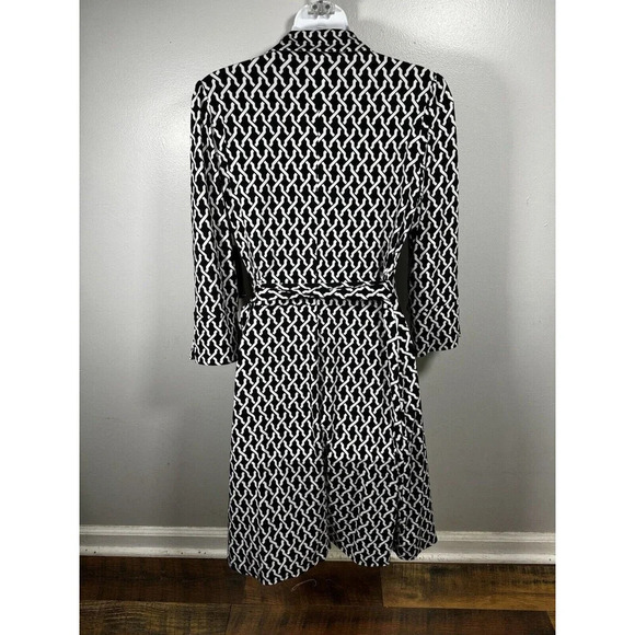 Laundry by Shelli Segal Black AnD White M Wrap Dress Size M Stretch Knit NWT - Picture 4 of 6